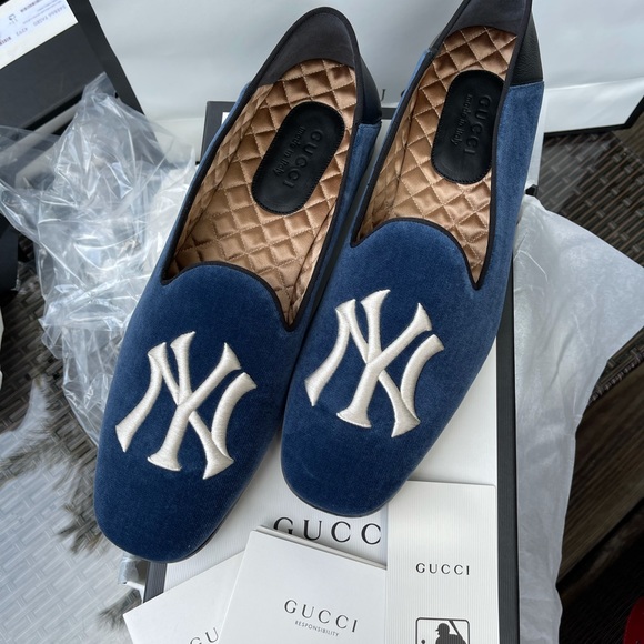 Gucci Blue Velvet New York Yankees Loafers Shoes - Picture 8 of 15